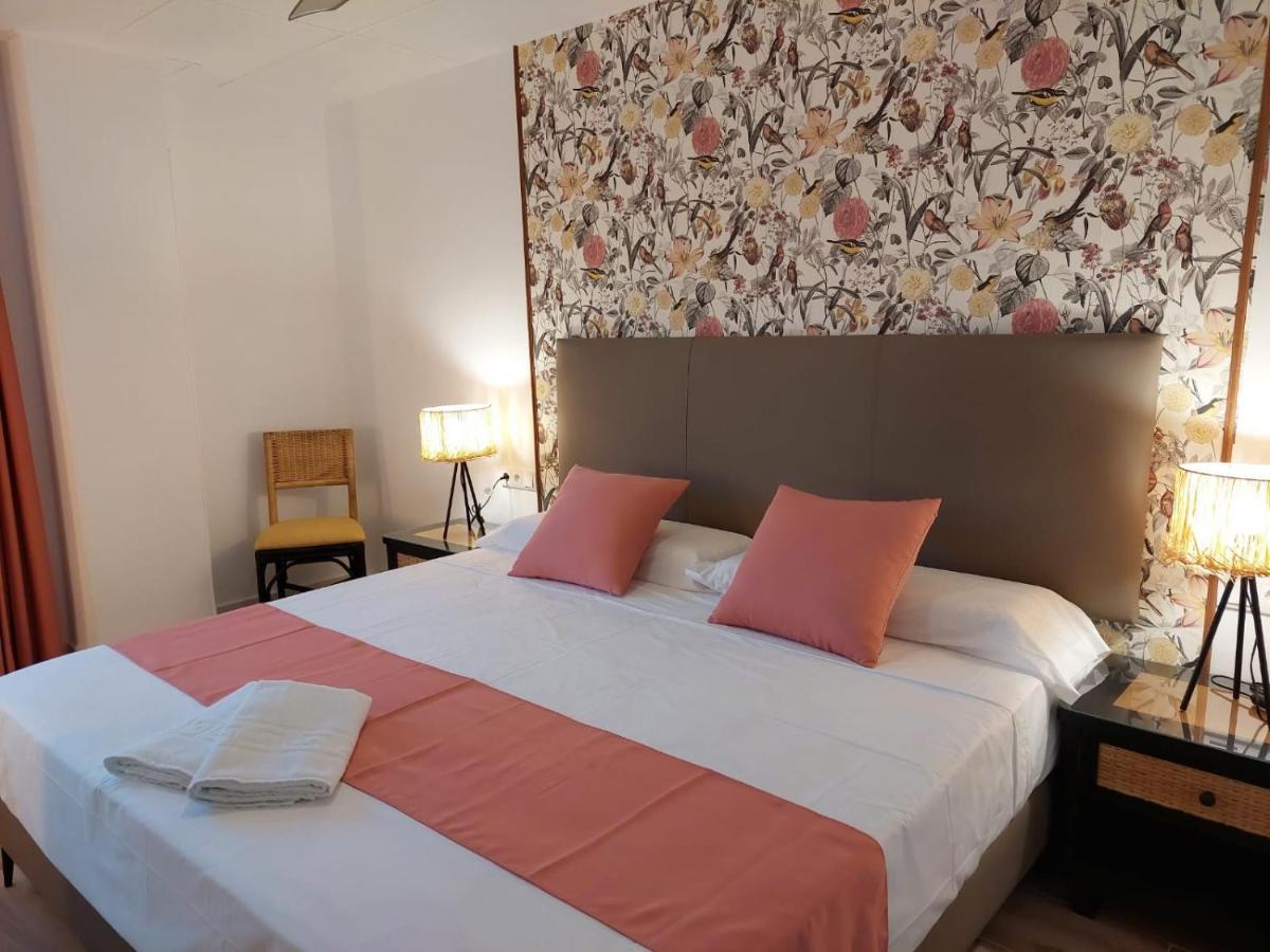 Hostal Garden Rous Paiporta Kültér fotó